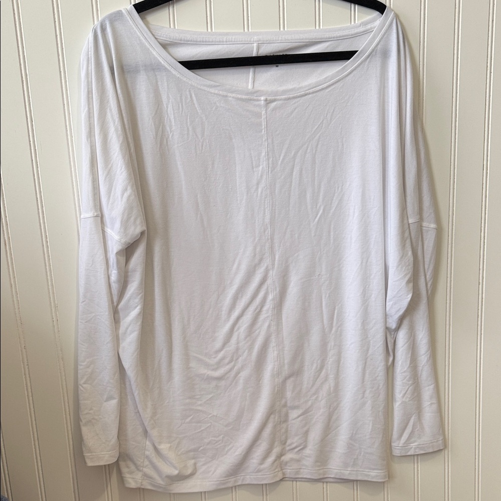 Athleta White Long Sleeve Women's Tee medium